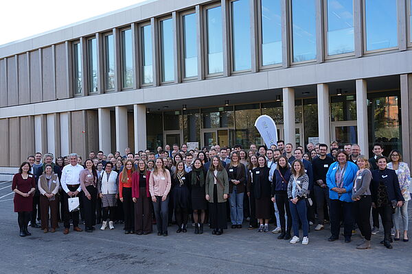 Die Stipendiat-innen und Förderer