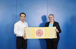 [Translate to English:] 