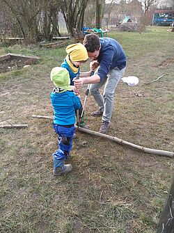 Aktionstag Biokohle auf der Kinder- und Jugendfarm Oestrich-Winkel