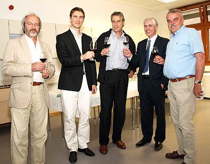 Professoren mit den Gästen 