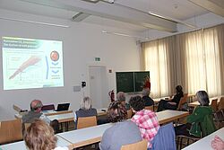 Prof.Dr.Kammann beim Vortrag