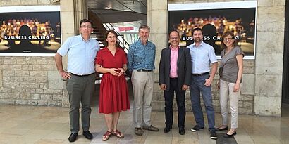 Das Team der Initiatoren (v.l.n.r.): Diego Begalli (Verona), Simone Loose (Geisenheim), Steve Charters (Dijon), Jerome Gallo (Dijon), Gergely Szolnoki (Geisenheim), Roberta Capitello (Verona)