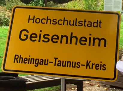 Schild ,,Hochschulstadt"