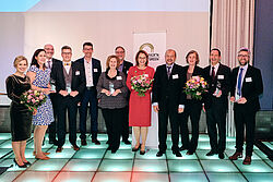 Preisträgerinnen, Preisträger und Jury des Fair and Green Awards 2018 © fair and green e.V. / mirkolux.de