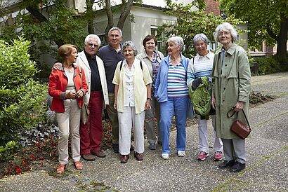  (v.l.n.r.): Frieder Schneider, Tom Krüger, Helga Gommlich, Bärbel Sommer, Regina Weichsel, Gertrud Schinke