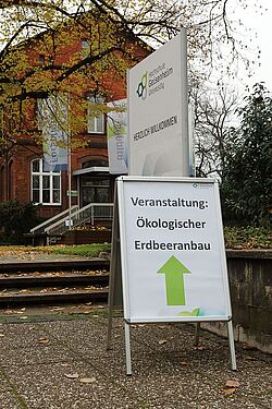 Schild zur Veranstaltung