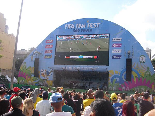 Leinwand und Zuschauer