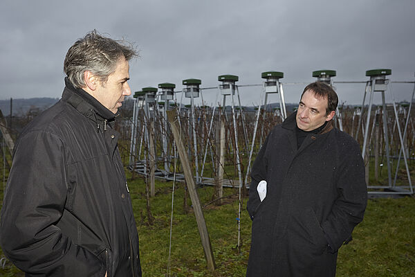 Prof. Dr. Hans Reiner Schultz im Gespräch mit dem Hessischen Kultusminister Prof. Dr. R. Alexander Lorz