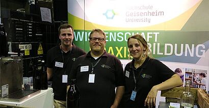 Team der Hochschule am Stand