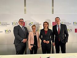 [Translate to English:] 