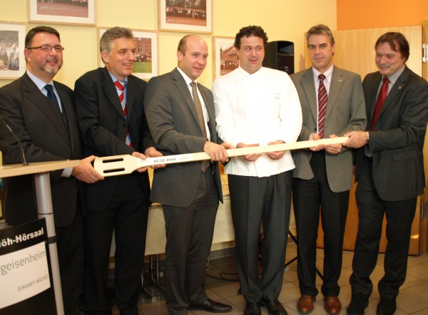 Gruppenbild mit Kochloeffel